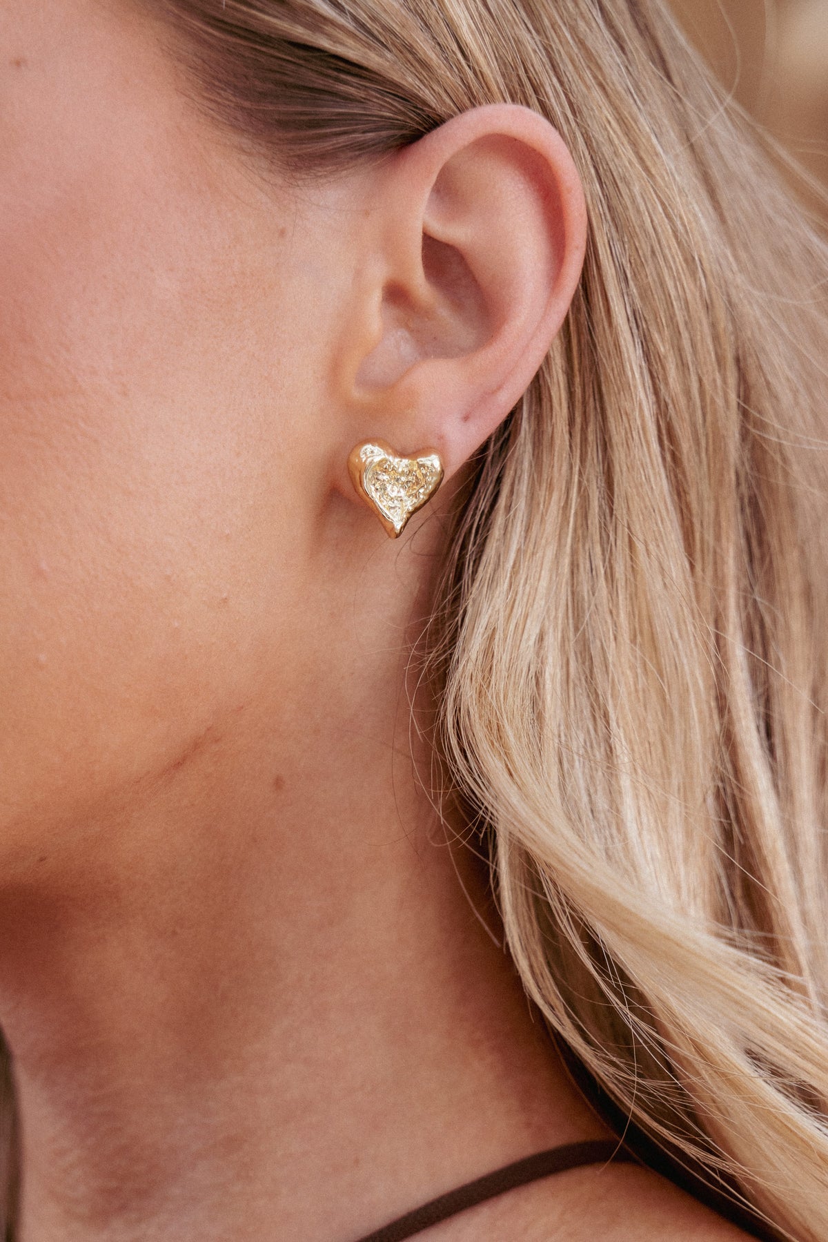 Shanice Heart Earrings - Gold