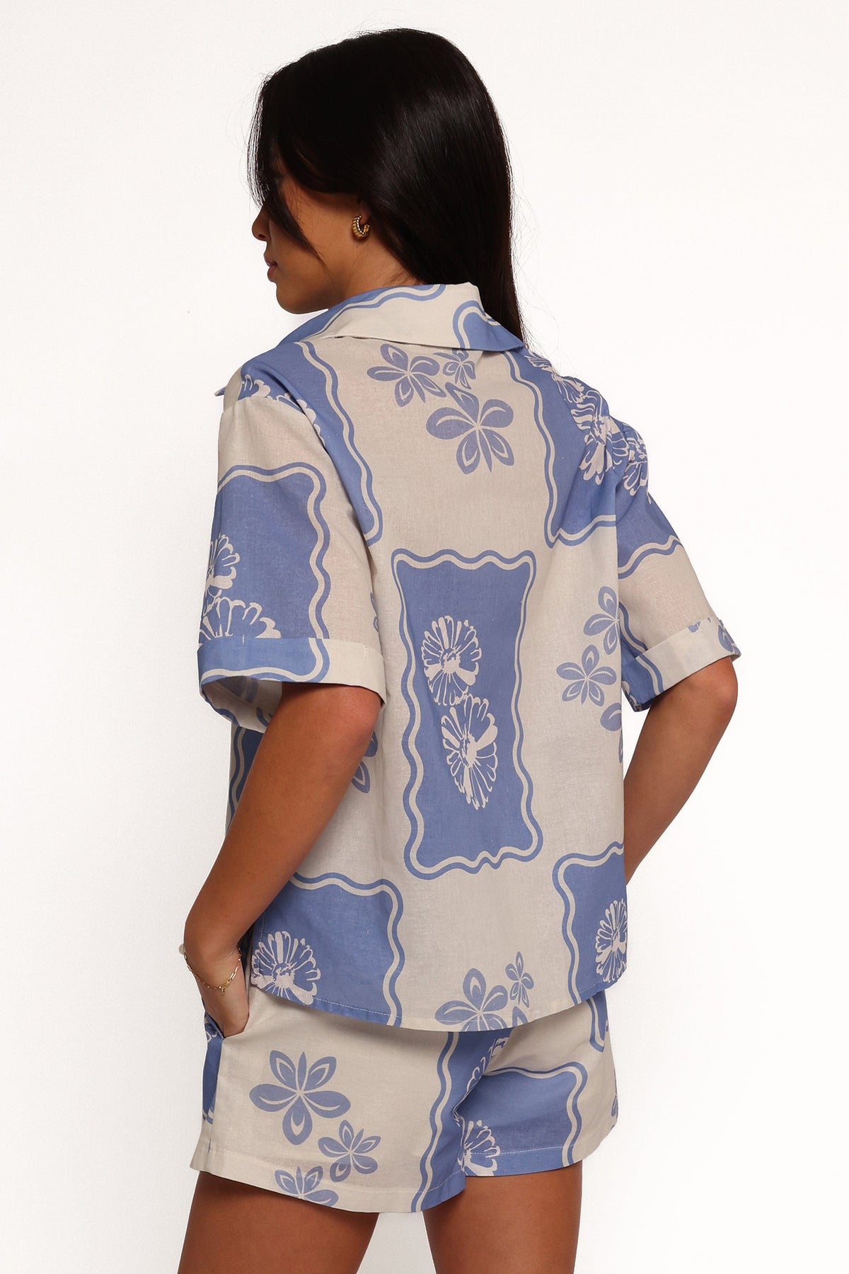 Shellie Short Sleeve Shirt - Blue Dahlia